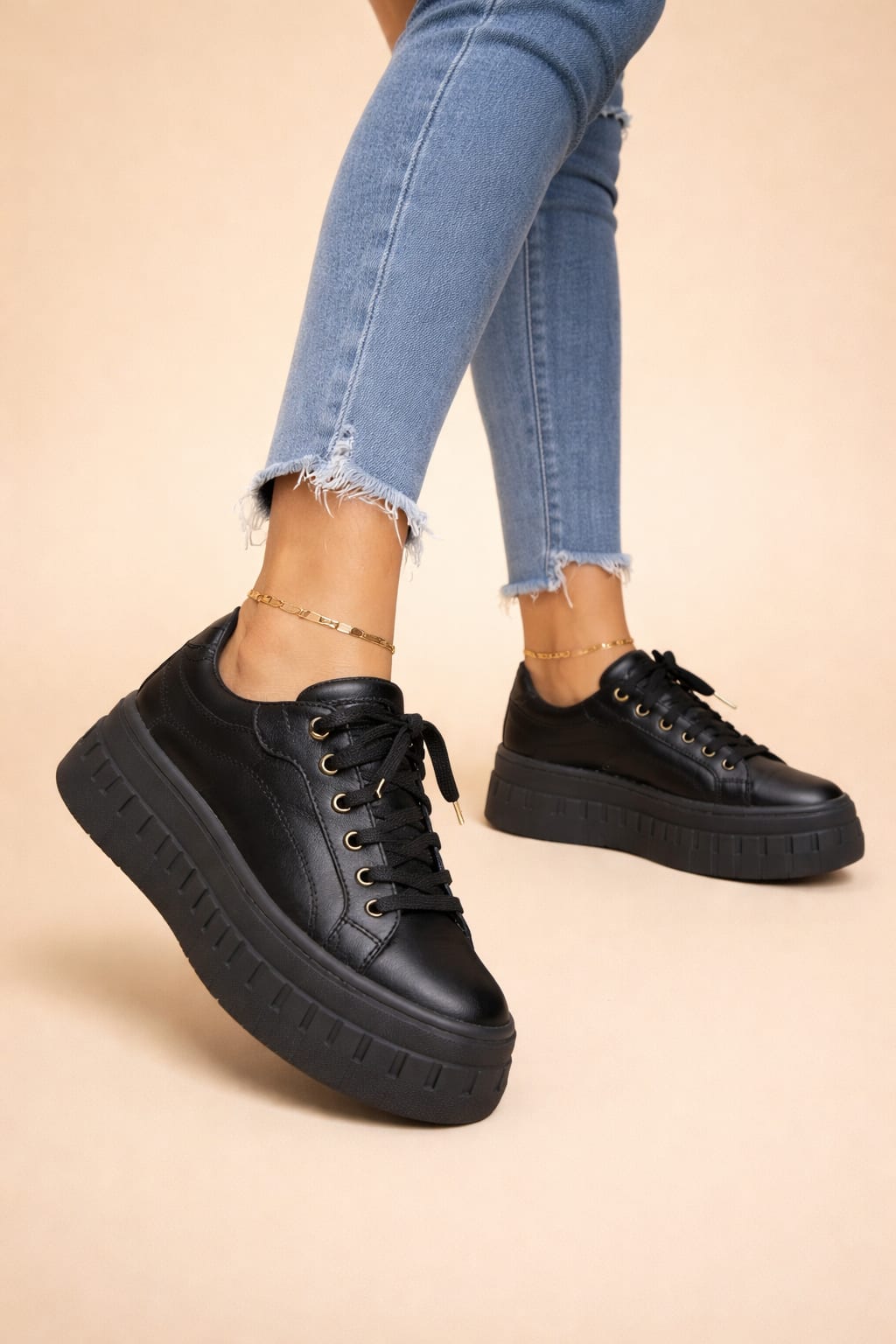 Women's Faux Leather Platform Trainers | Cherry_2