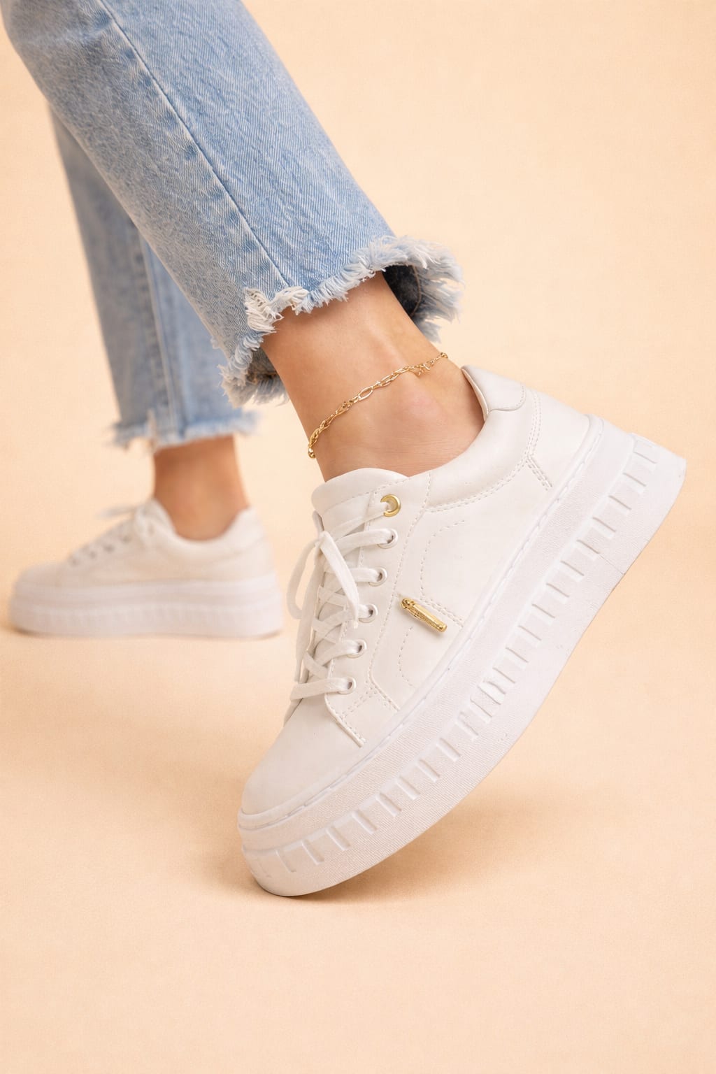 Women's Faux Leather Platform Trainers | Cherry_4
