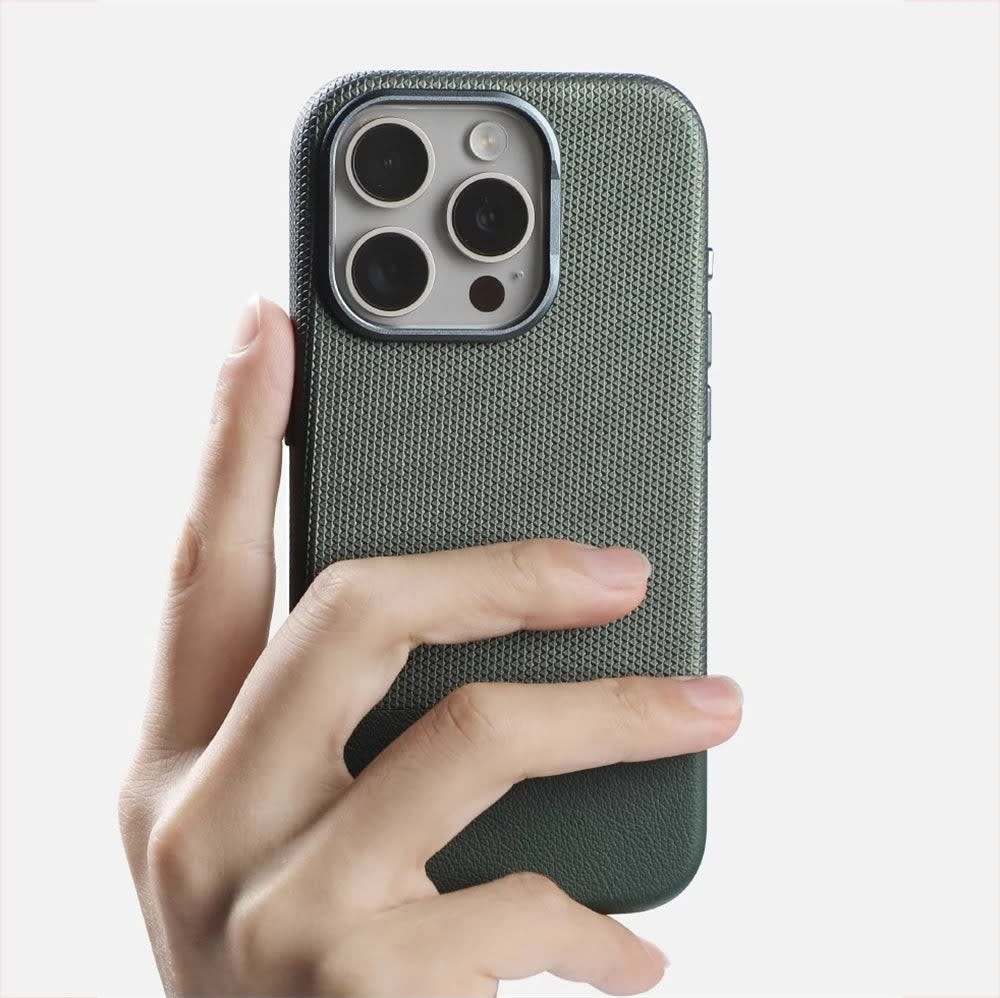 Men's Two Tone MagSafe iPhone Case | Chris_2