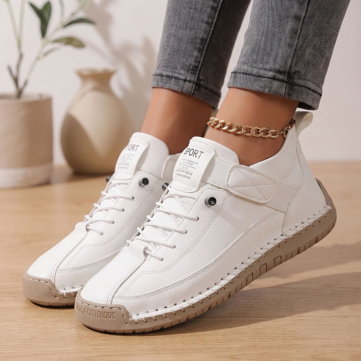 Women's Suede-Effect Strap Orthopedic Trainers | Arwen_4