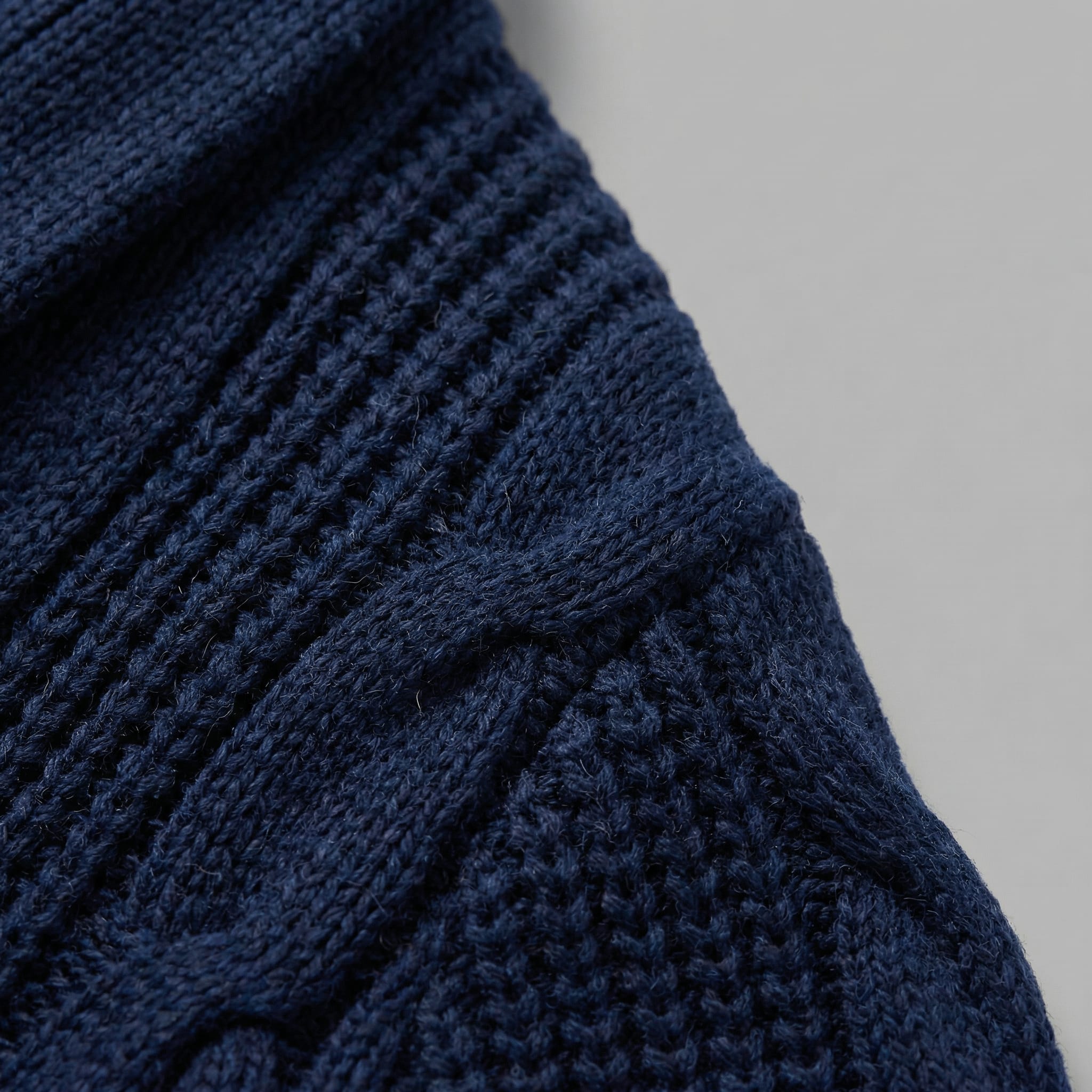 Men's Heavyweight Cable Knit Cardigan | Reggie_3