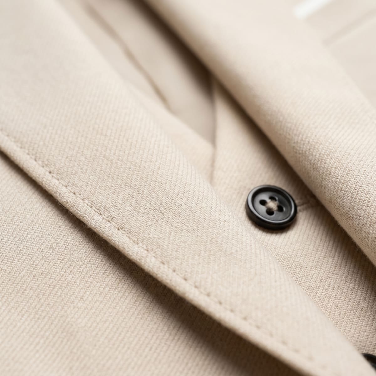 Men's Peak Lapel Three-Piece Suit | Benjamin_11