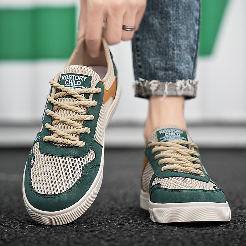 Men’s Mesh-Tech Paisley Pattern Design Sneakers | Benedict