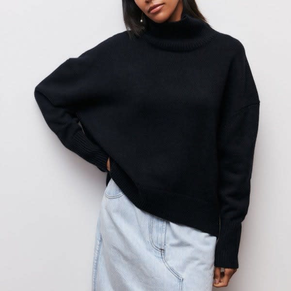Women's Short Sleeve Turtleneck Jumper | Joan_7