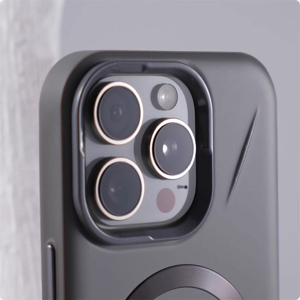 Men's MagSafe Matte iPhone Case | Walter_6