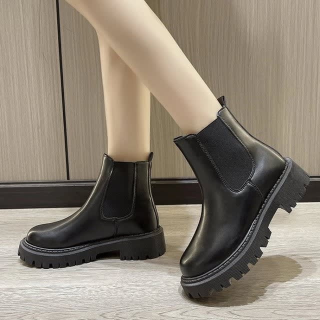 Women's Chunky Platform Chelsea Boots | Jenna_2