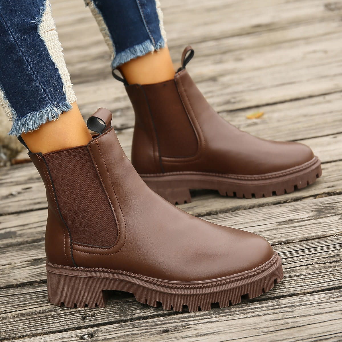 Women's Chunky Platform Chelsea Boots | Jenna_9