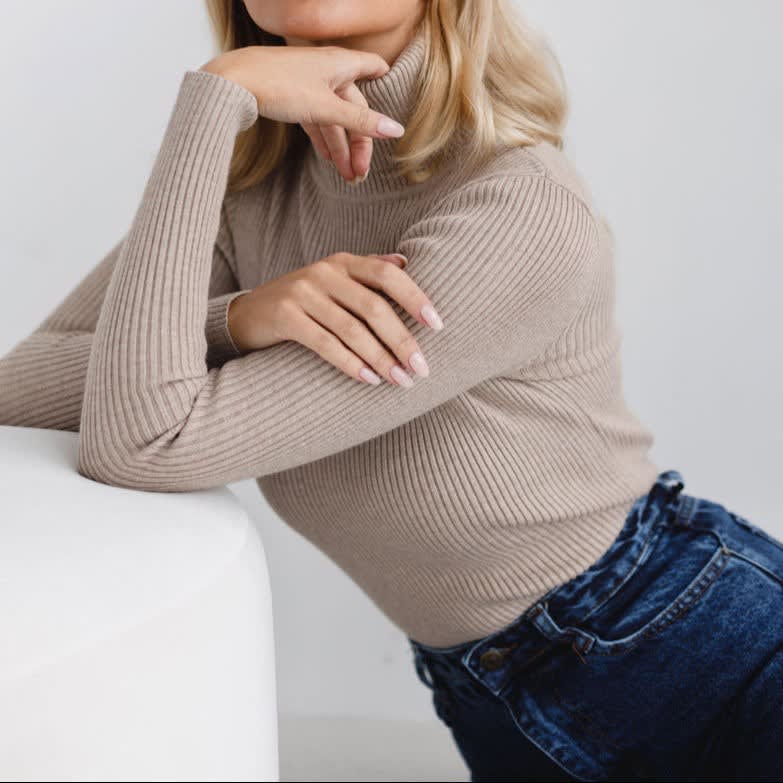 Women's Ribbed Knit Turtleneck Top | Delia_4