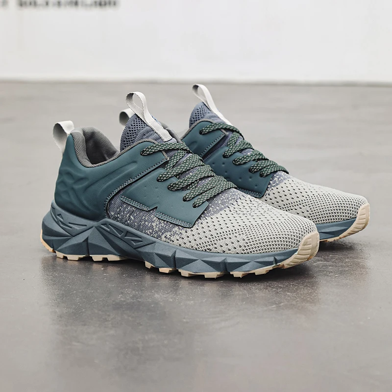 Men’s Lightweight Mesh Training Shoes | Kinetic
