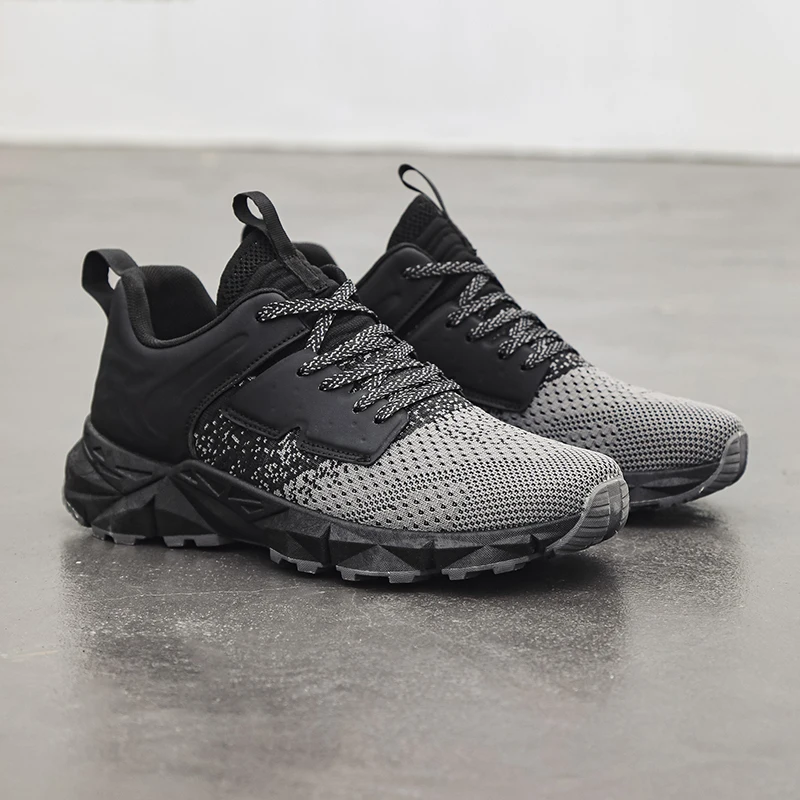 Men’s Lightweight Mesh Training Shoes | Kinetic