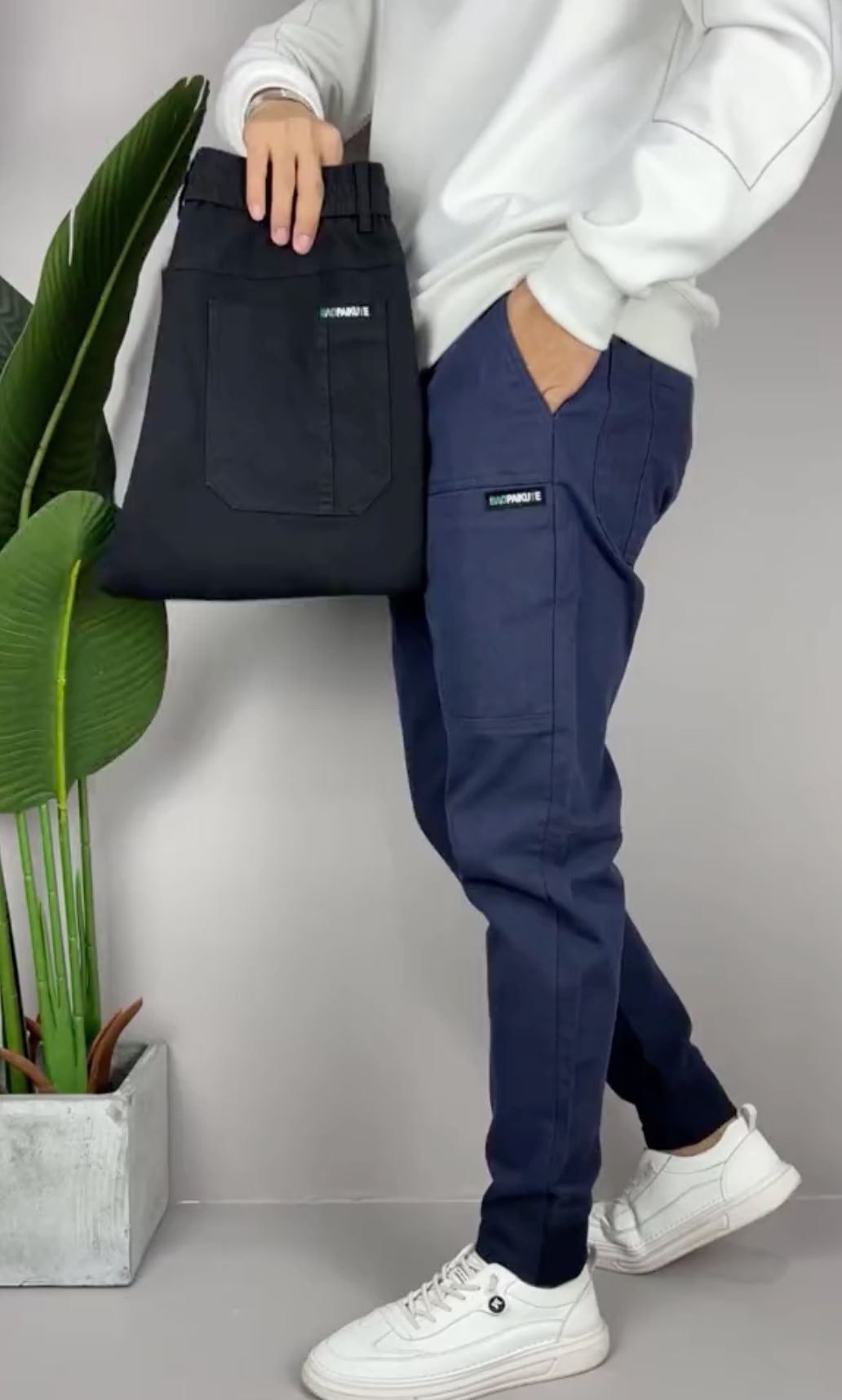 Men's Tapered Stretch Cargo Trousers | Farquhar_4