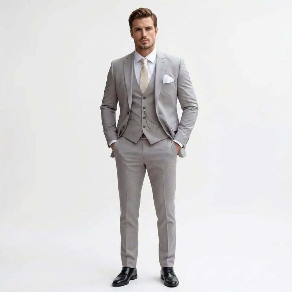 Men's Slim Fit Three Piece Suit | Oliver_7