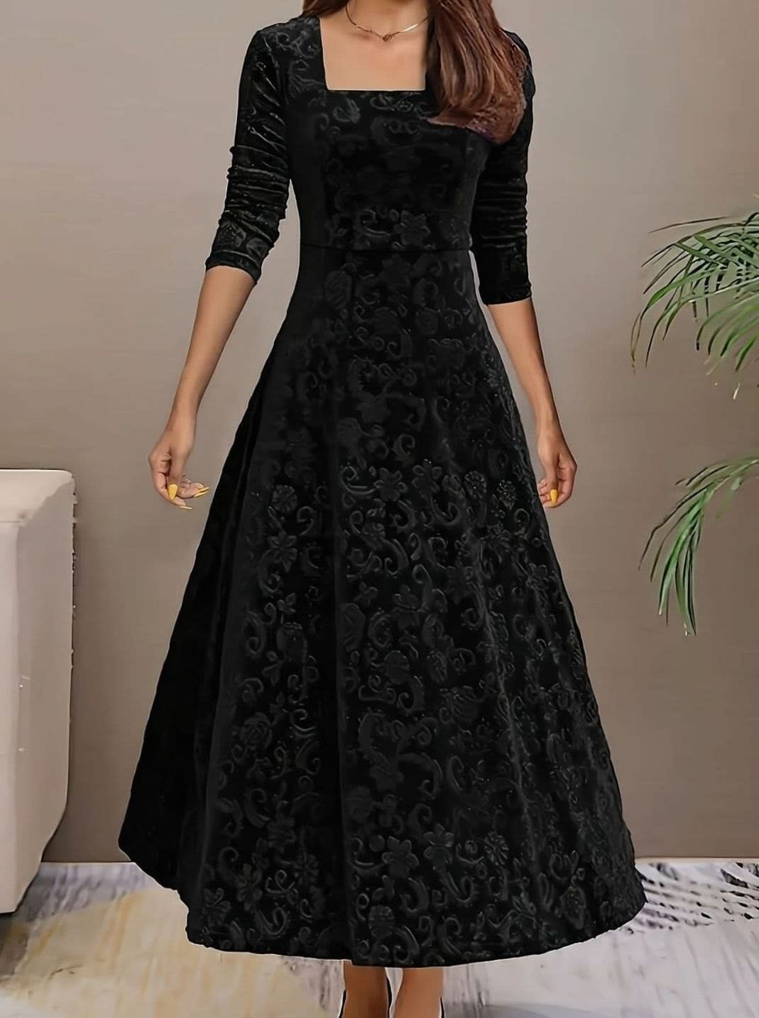 Women's Velvet Square Neck Midi Party Dress | Tara_5