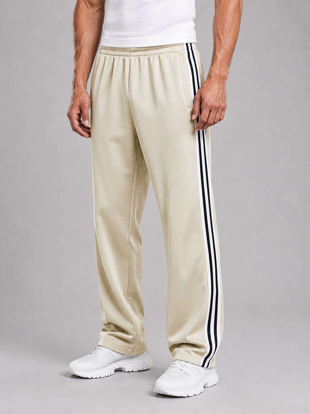 Men's Relaxed Fit Track Trousers | Oswin_5
