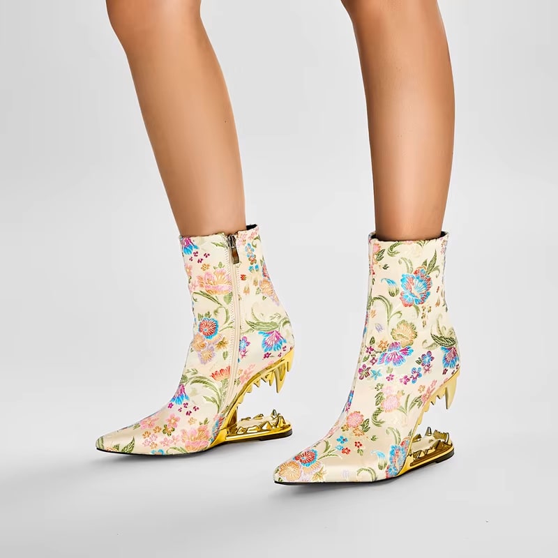 Women's Pointed Toe Sculptural Heel Ankle Boots | Mairead_25