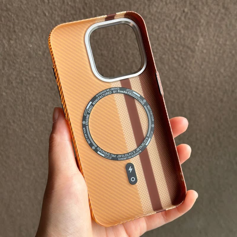 Men's Carbon Fibre MagSafe Phone Case | Leo_13
