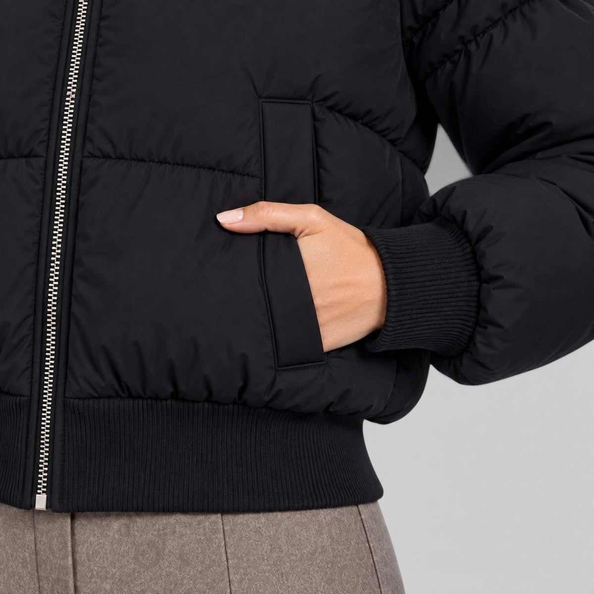 Women's Cropped Puffer Jacket With Fur Trim Hood | Polly_12