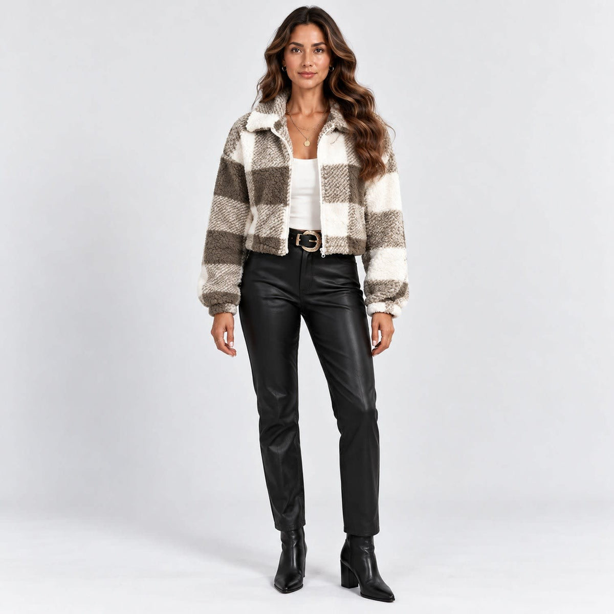 Women's Cropped Checked Teddy Jacket | Evie_5