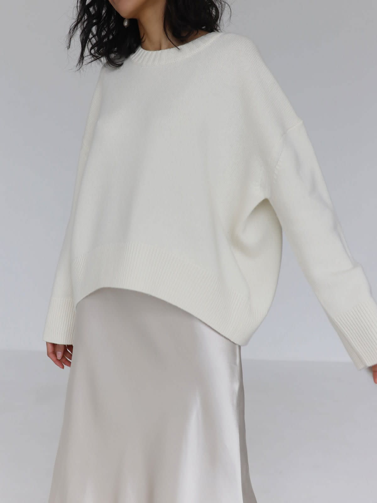 Women's Oversized Crew Neck Jumper | Bethan_10