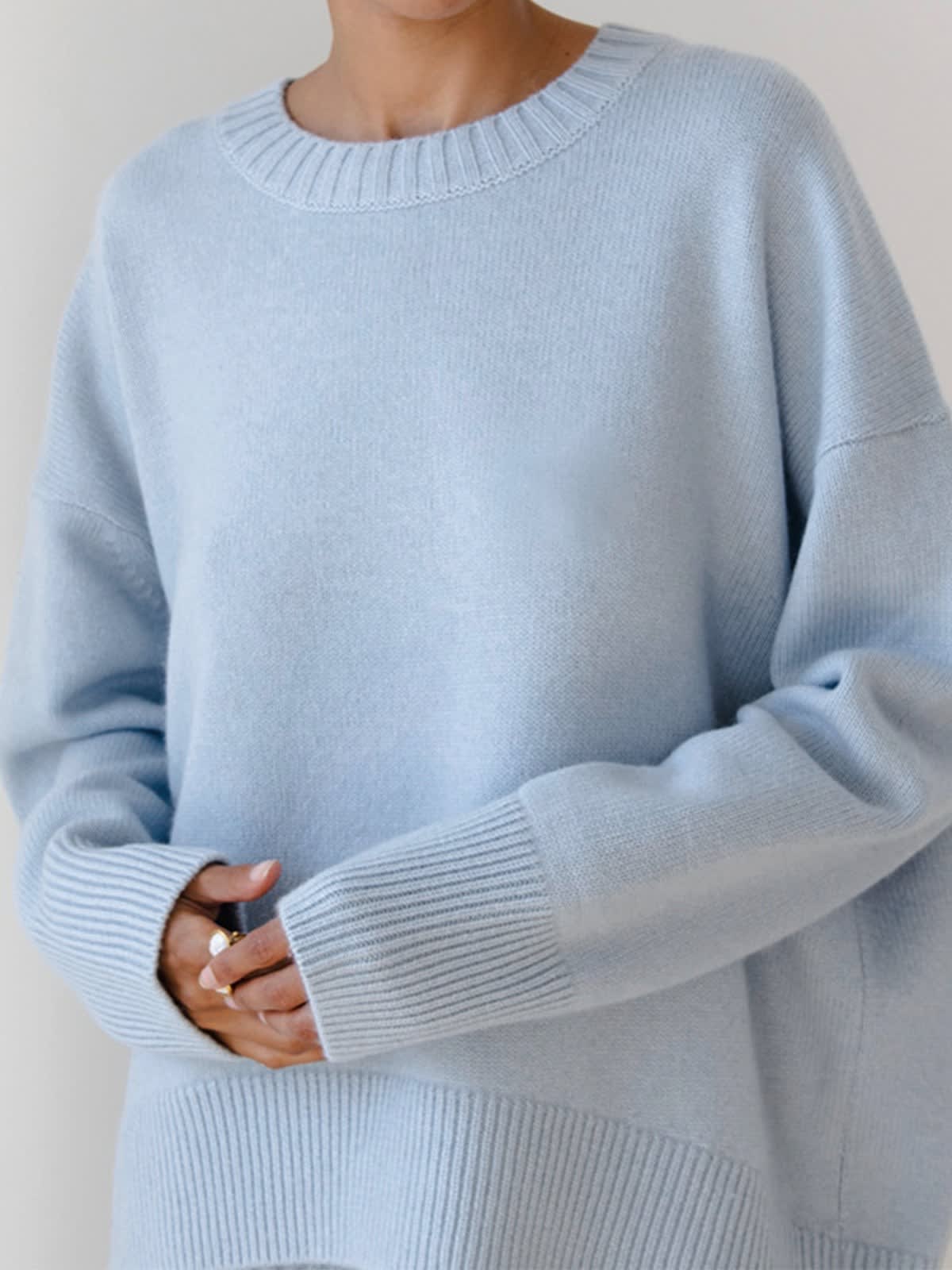 Women's Oversized Crew Neck Jumper | Bethan_3
