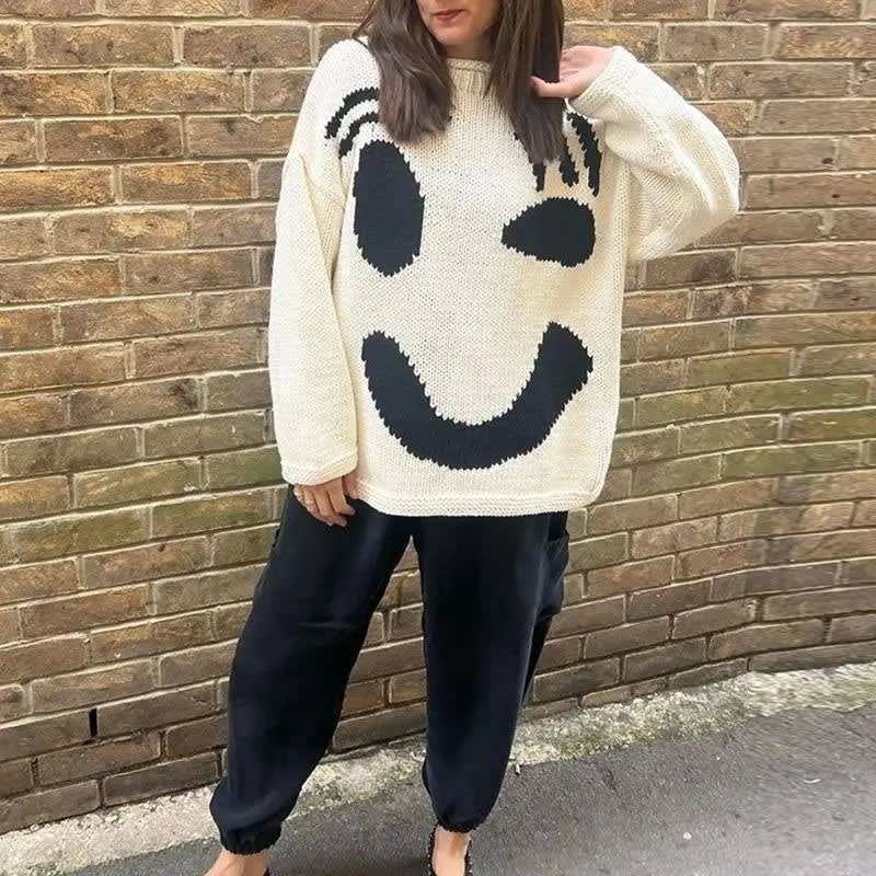 Women's Oversized Smiley Face Jumper | Kathleen_9