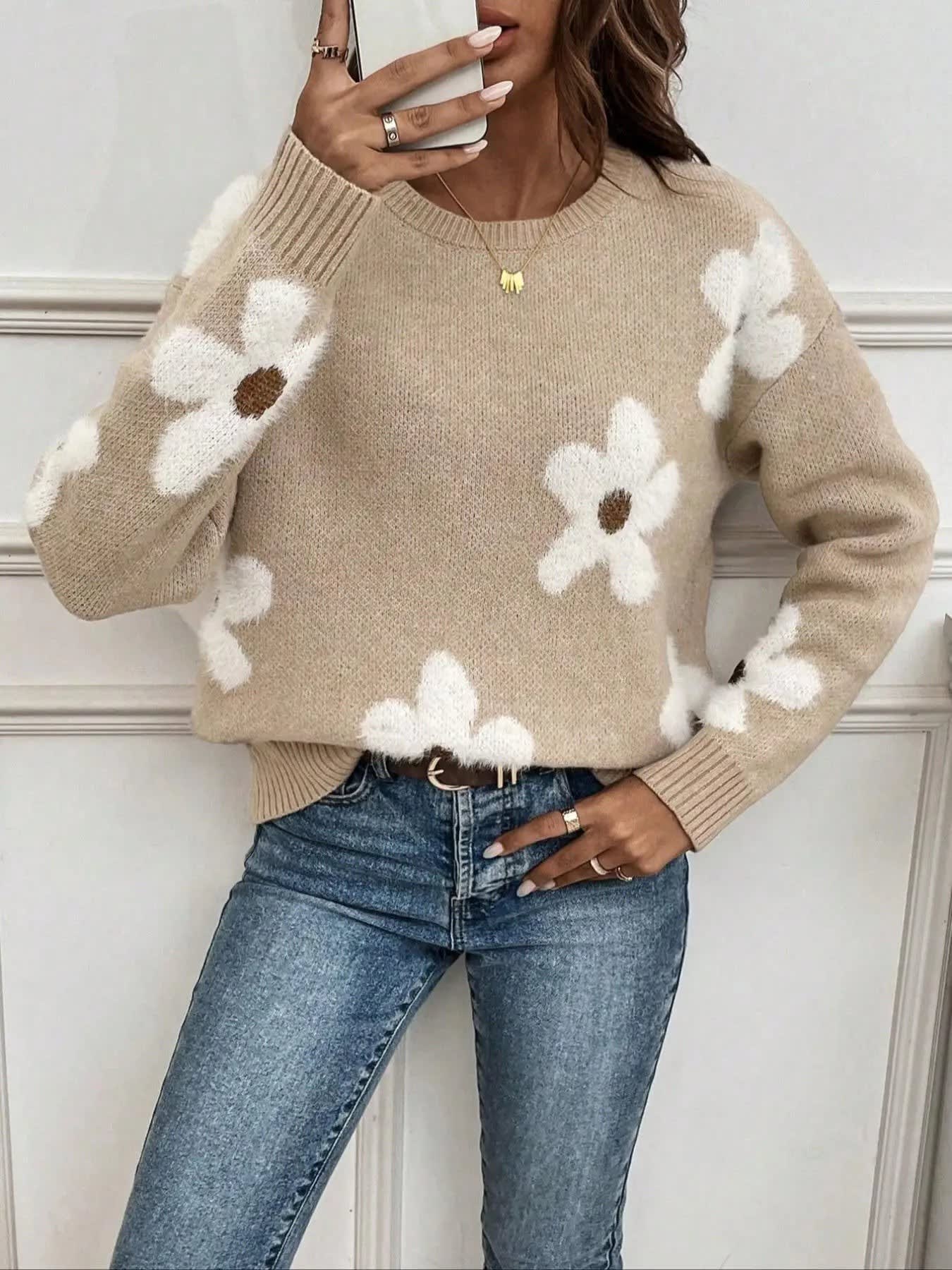 Women's Floral Round Neck Jumper | Rosenwyn_2