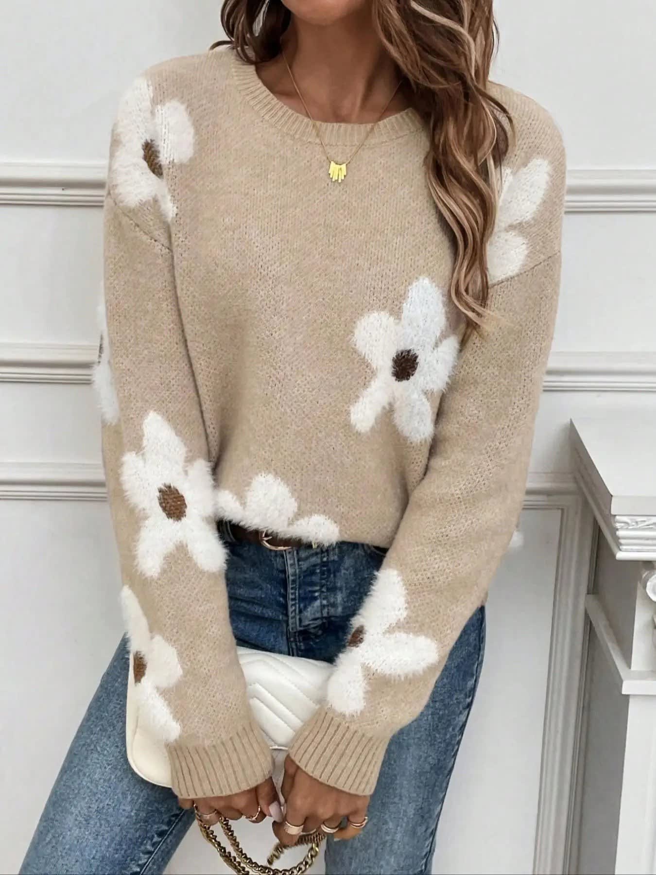 Women's Floral Round Neck Jumper | Rosenwyn_5